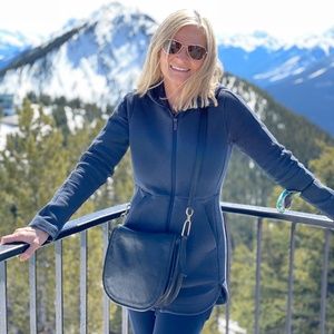 Meet your Posher, Tina